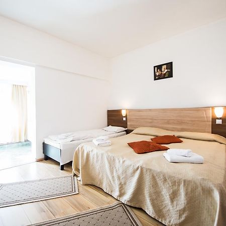 Gura Diham Hotell Buşteni Eksteriør bilde